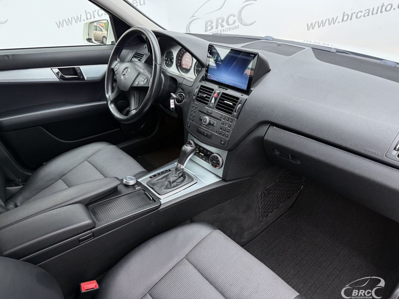 Mercedes-Benz C220 | 4