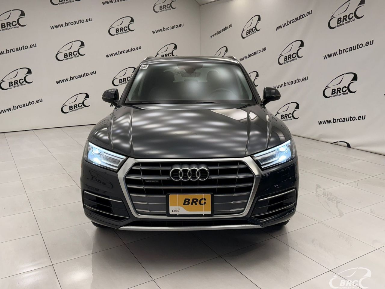 Audi Q5 | 26