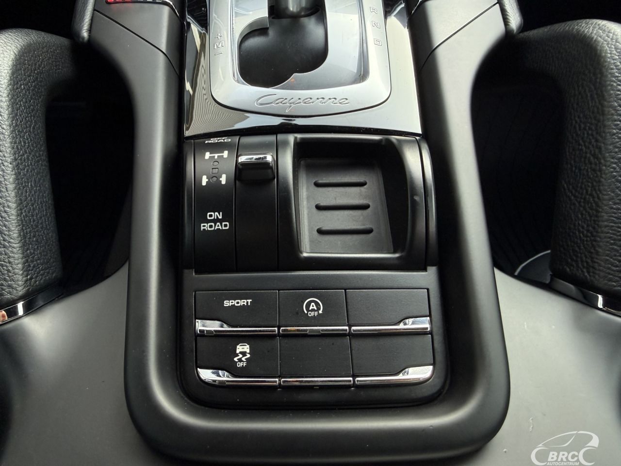 Porsche Cayenne | 26