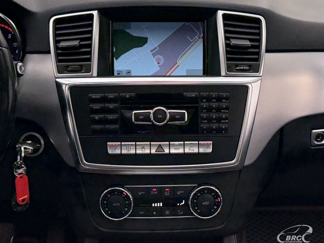 Mercedes-Benz ML350 | 16