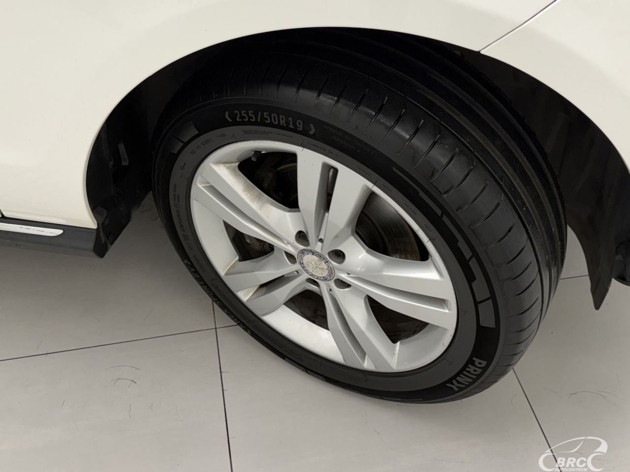 Mercedes-Benz ML350 | 40