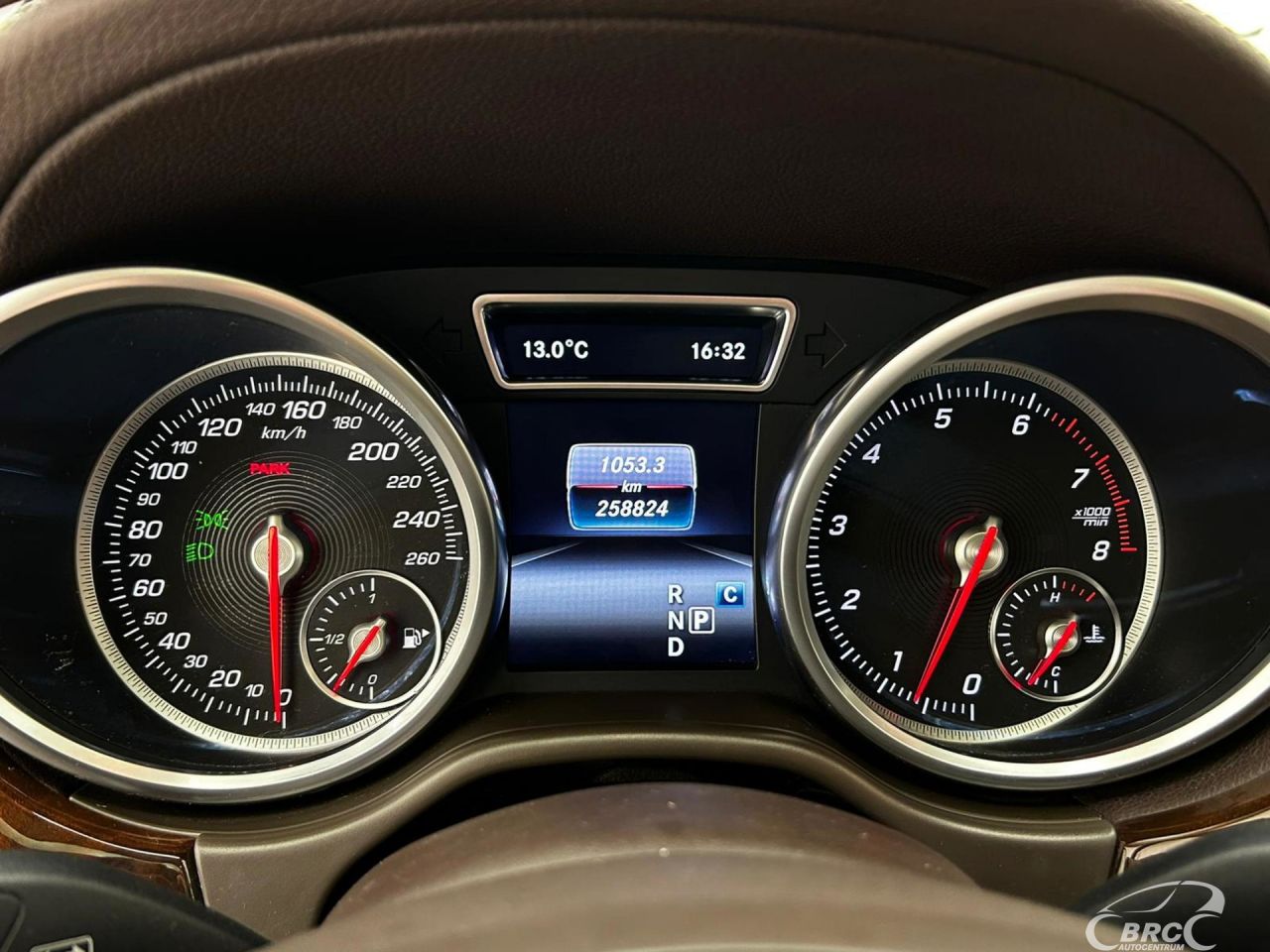 Mercedes-Benz GLS450 | 16