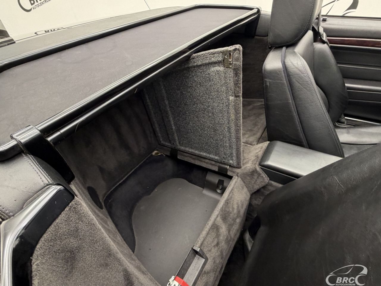 Mercedes-Benz SL500 | 12