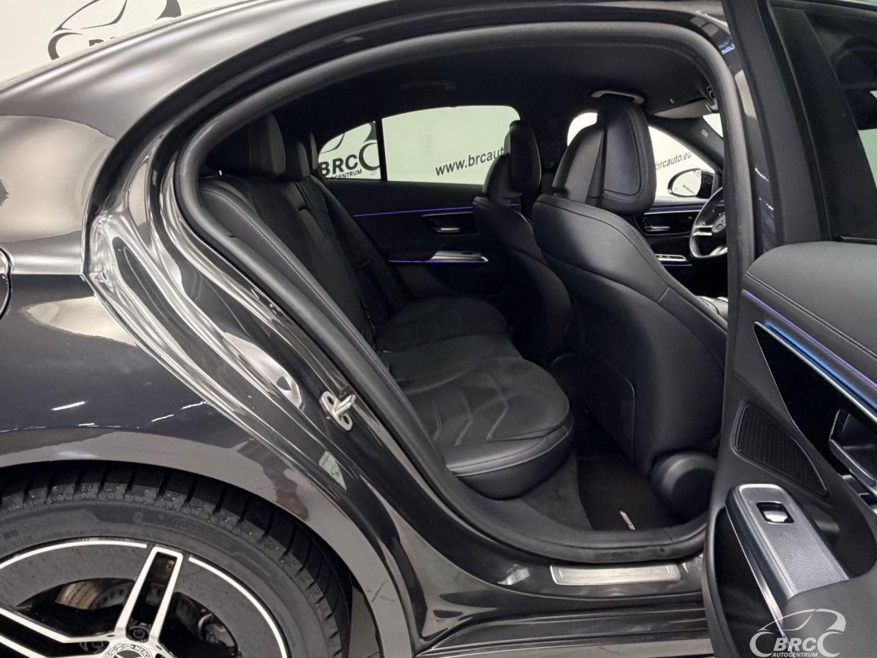 Mercedes-Benz E220 | 9