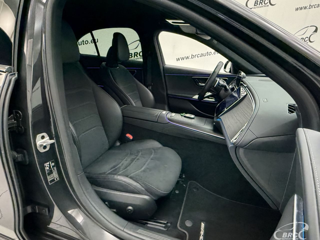 Mercedes-Benz E220 | 6