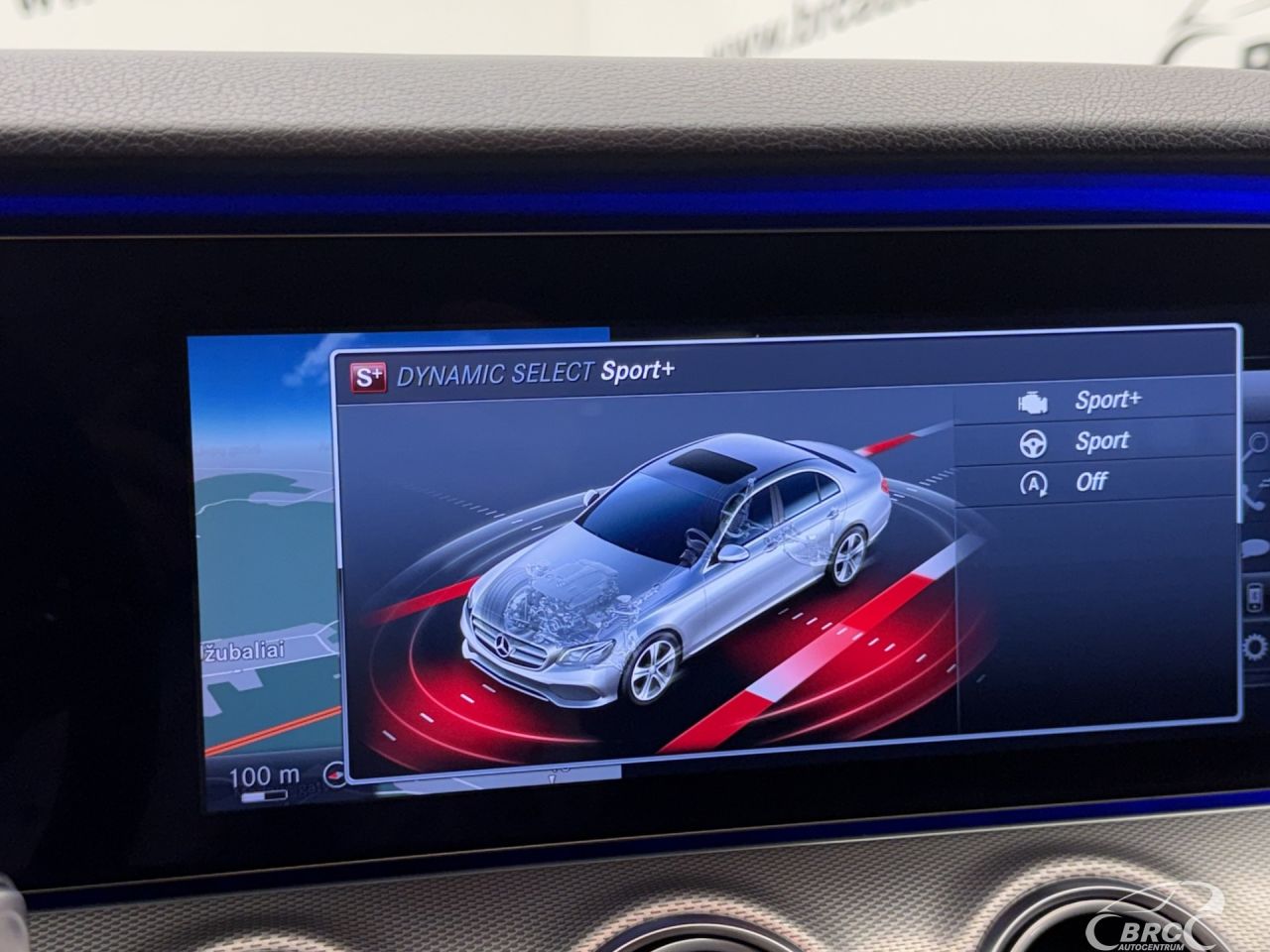 Mercedes-Benz E220 | 40