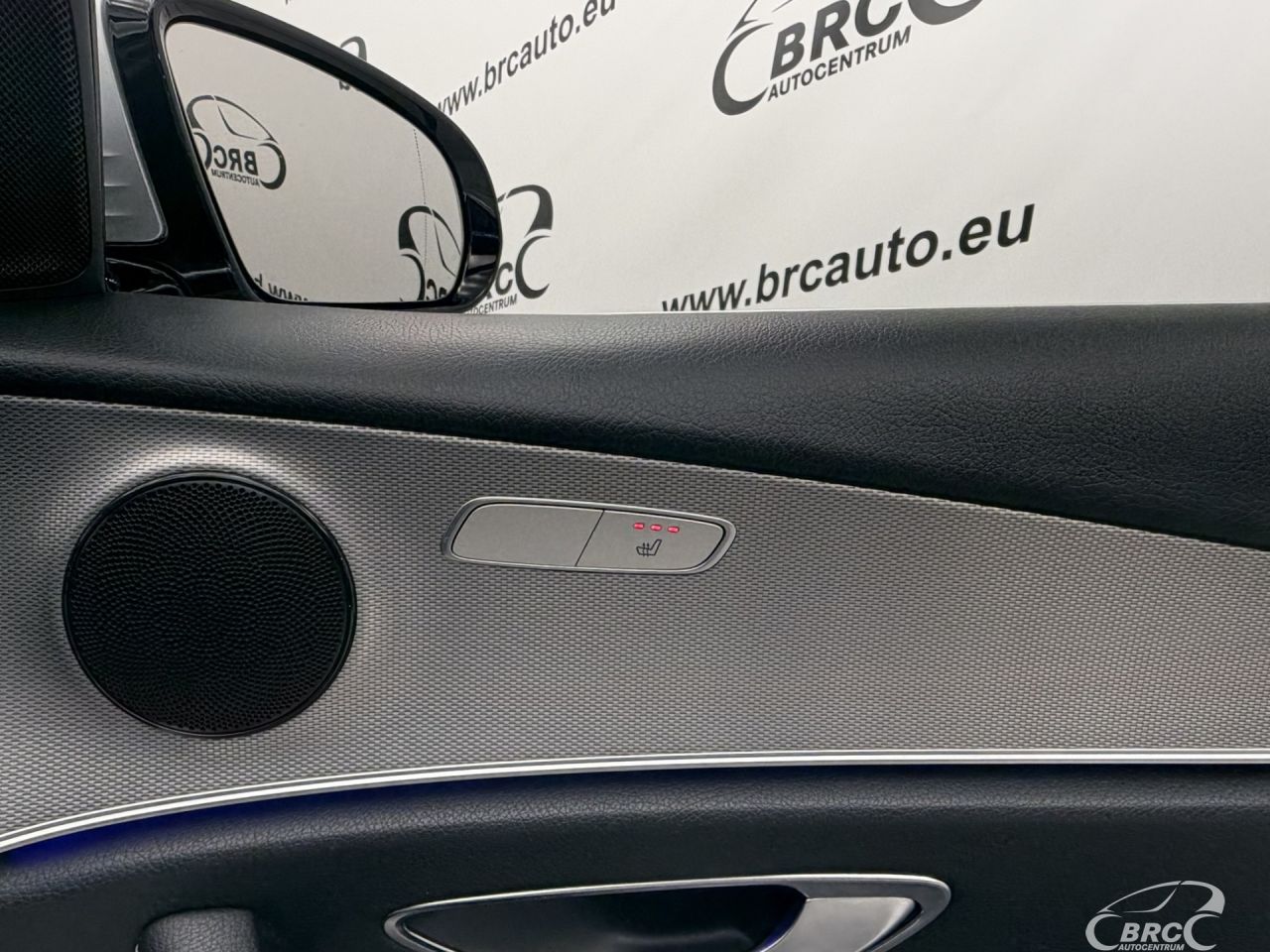 Mercedes-Benz E220 | 8