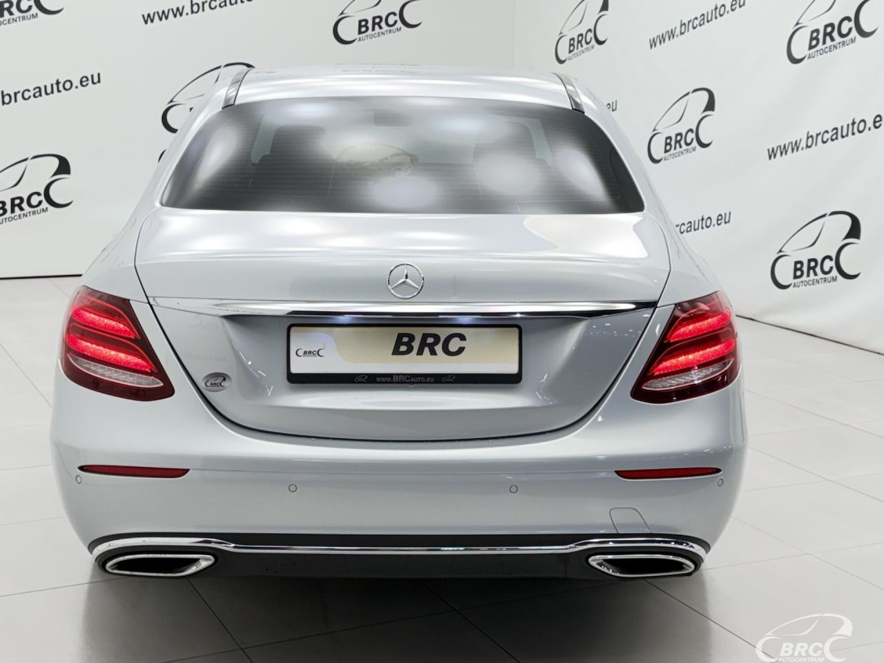 Mercedes-Benz E220 | 49