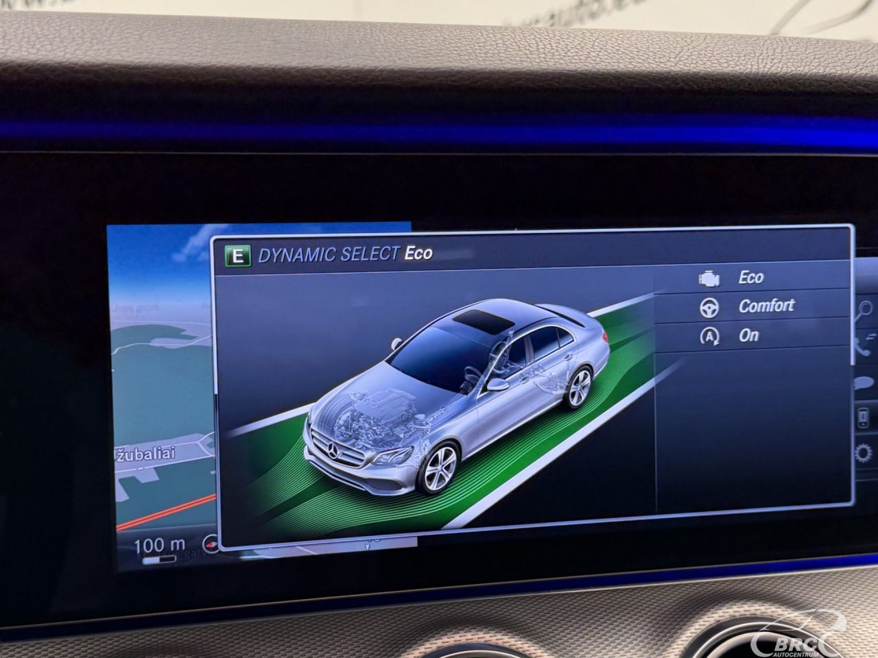 Mercedes-Benz E220 | 37