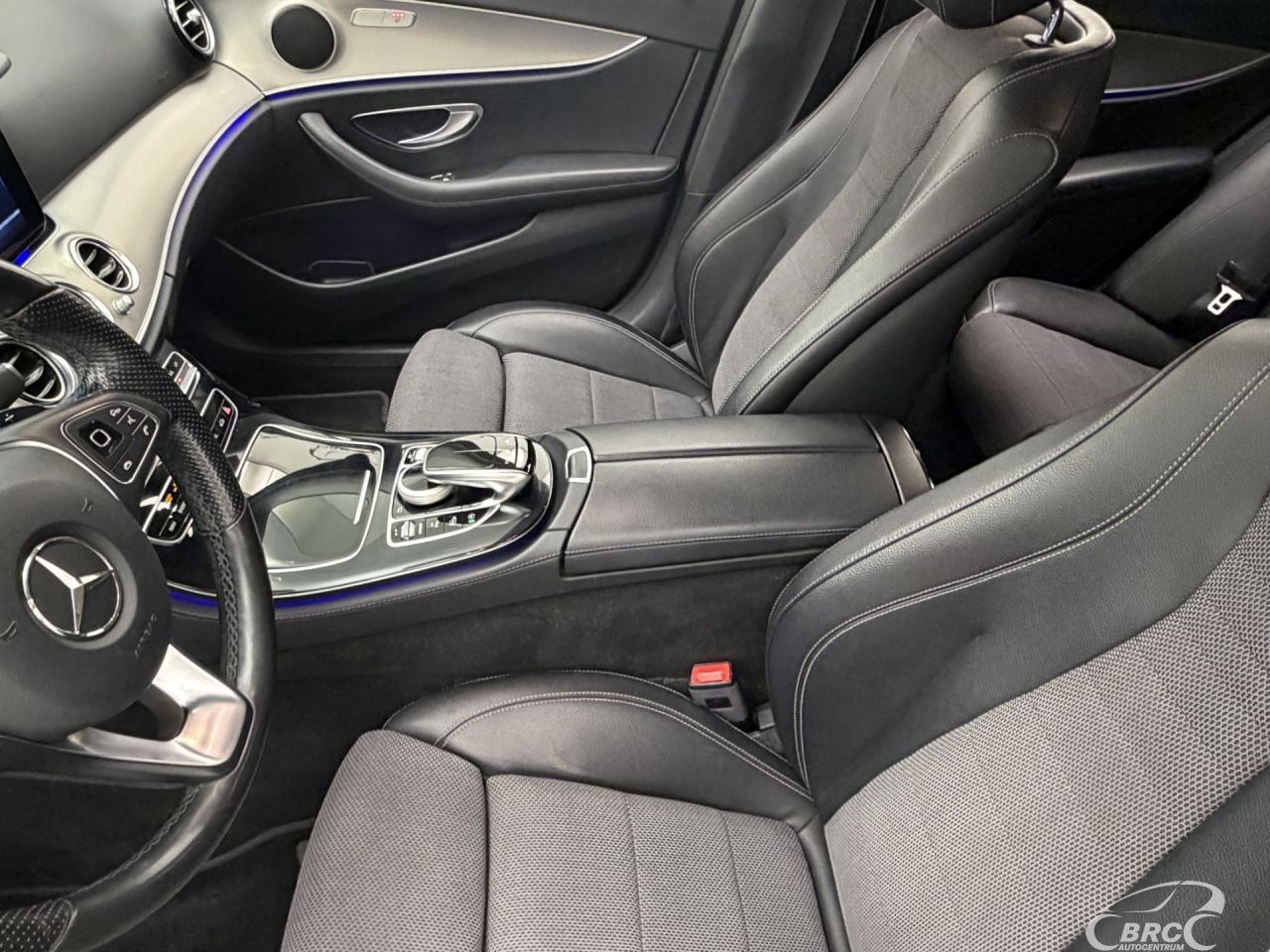 Mercedes-Benz E220 | 23