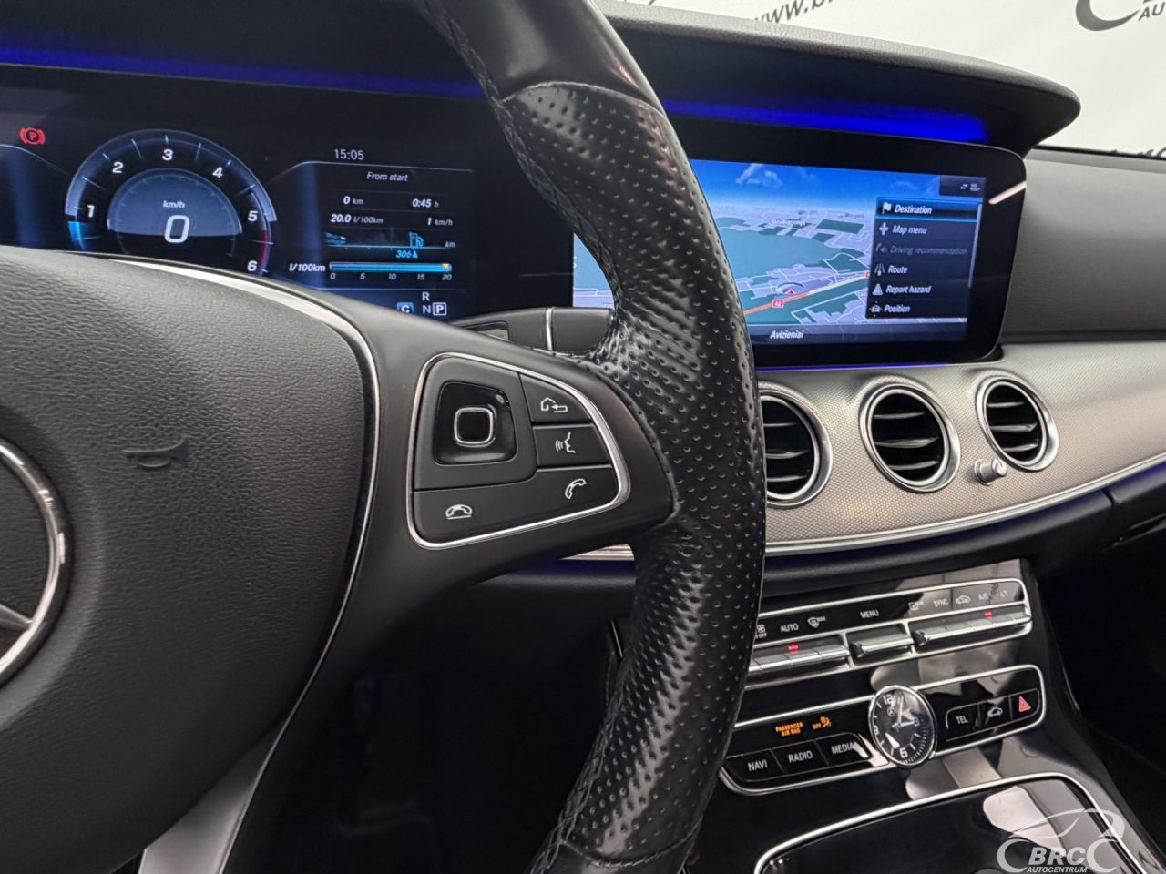 Mercedes-Benz E220 | 28