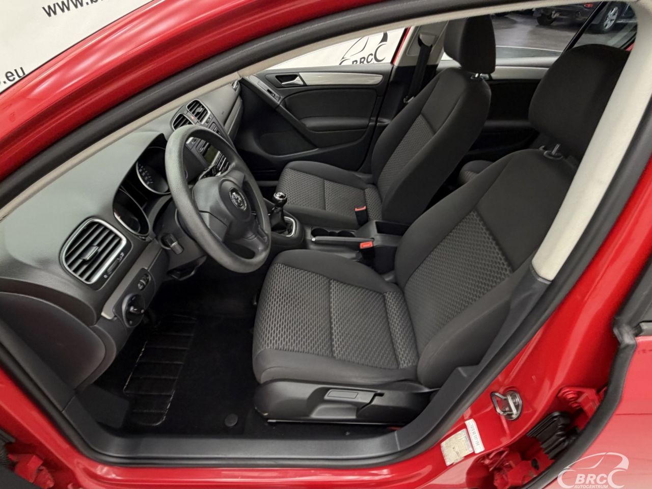 Volkswagen Golf | 19