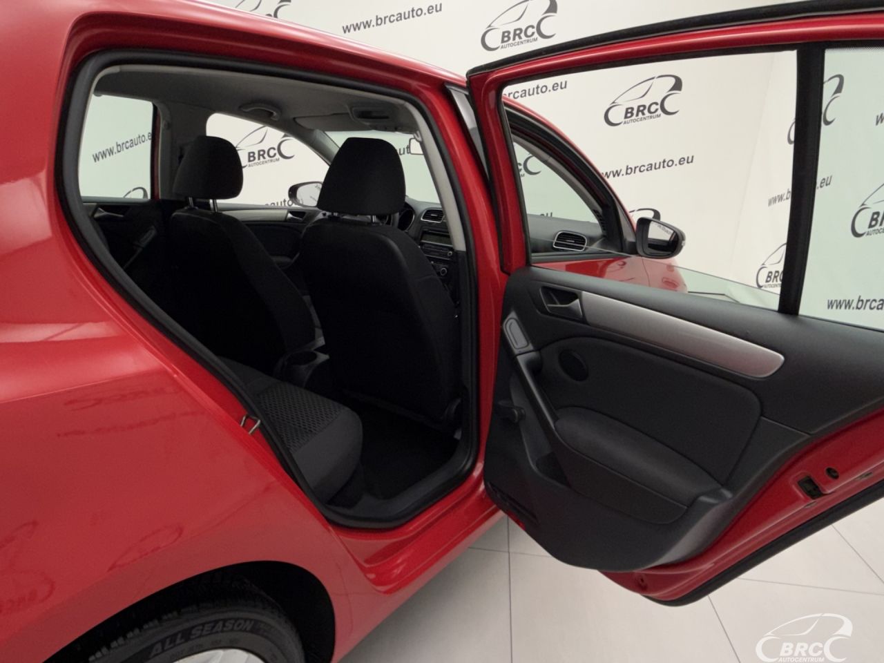 Volkswagen Golf | 11