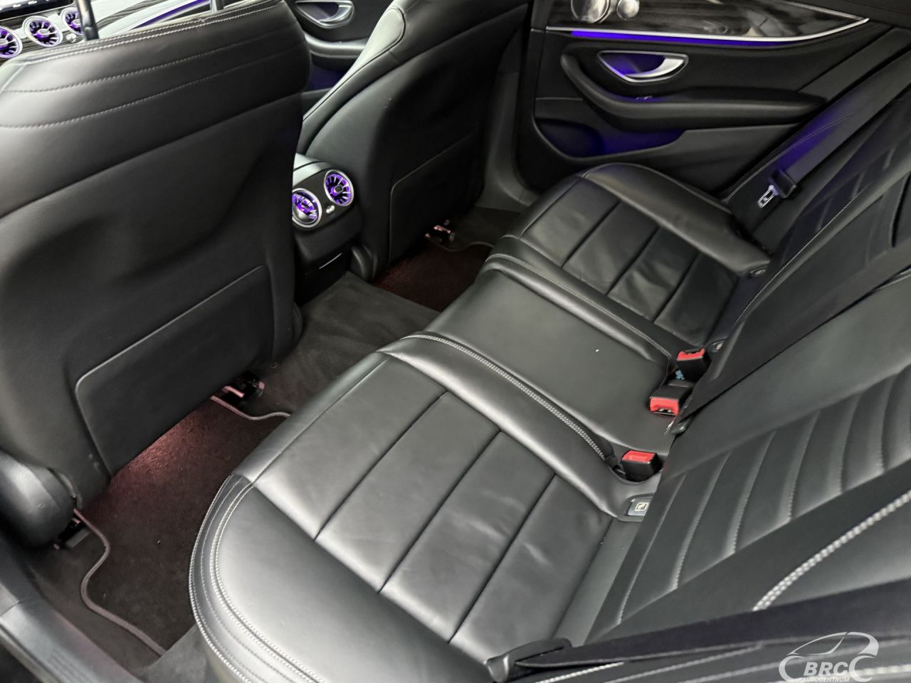 Mercedes-Benz E350 | 11