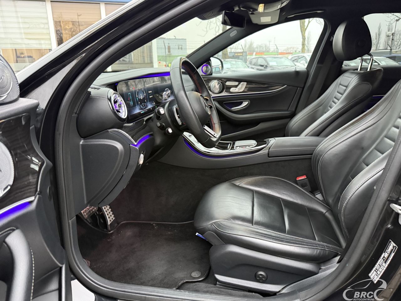 Mercedes-Benz E350 | 17