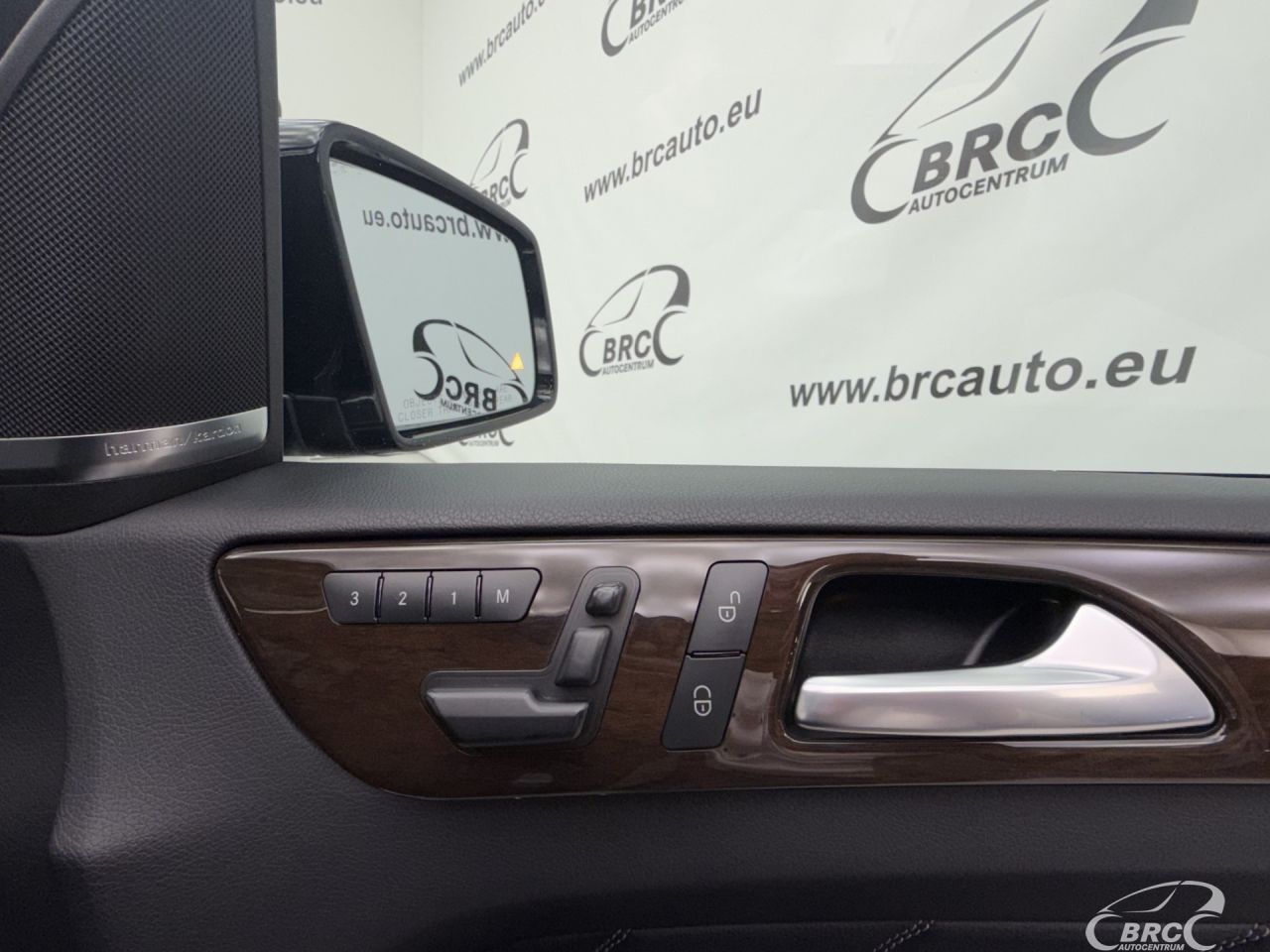 Mercedes-Benz GL350 | 8