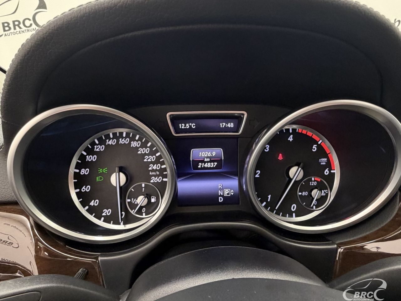 Mercedes-Benz GL350 | 35