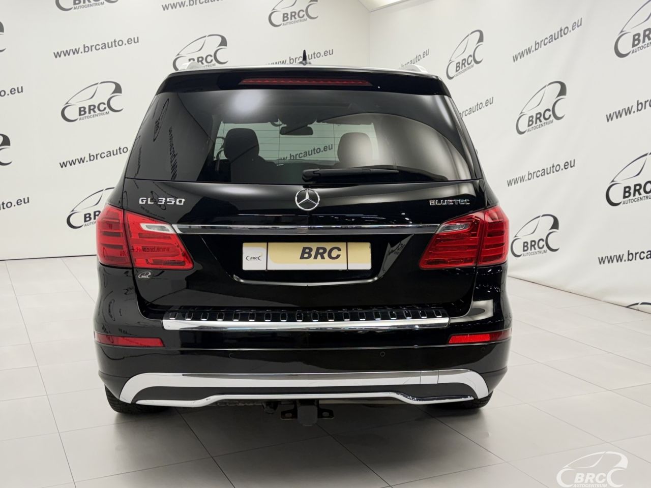 Mercedes-Benz GL350 | 51