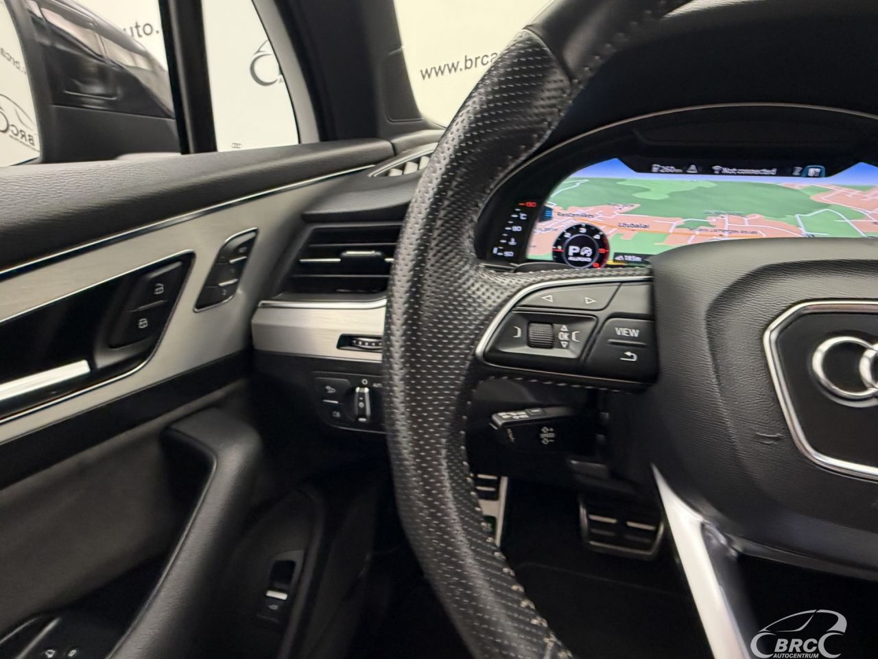 Audi Q7 | 33