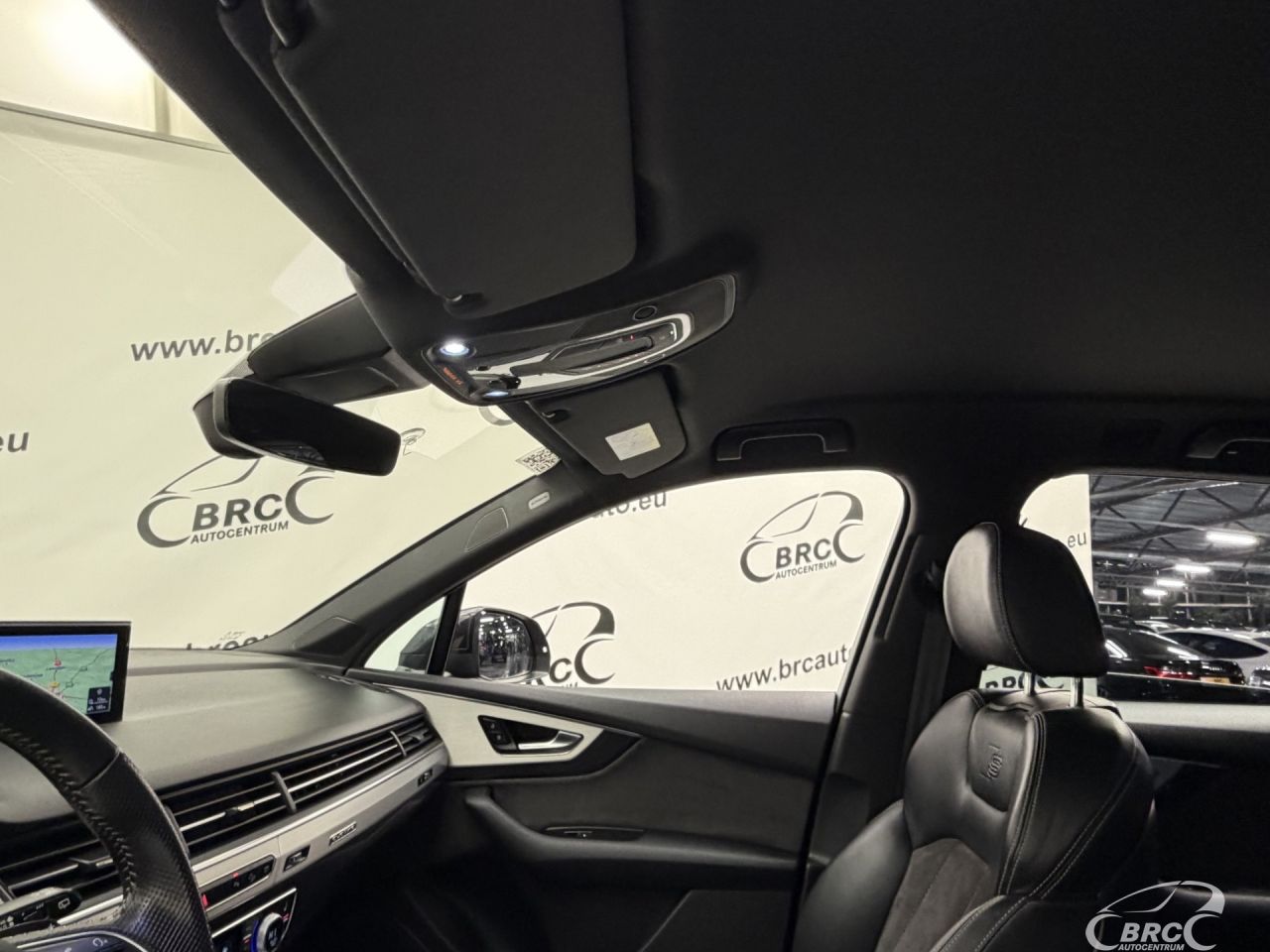 Audi Q7 | 27