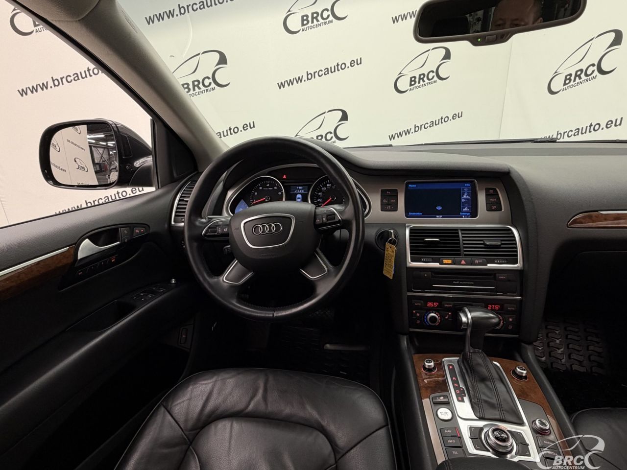 Audi Q7 | 16
