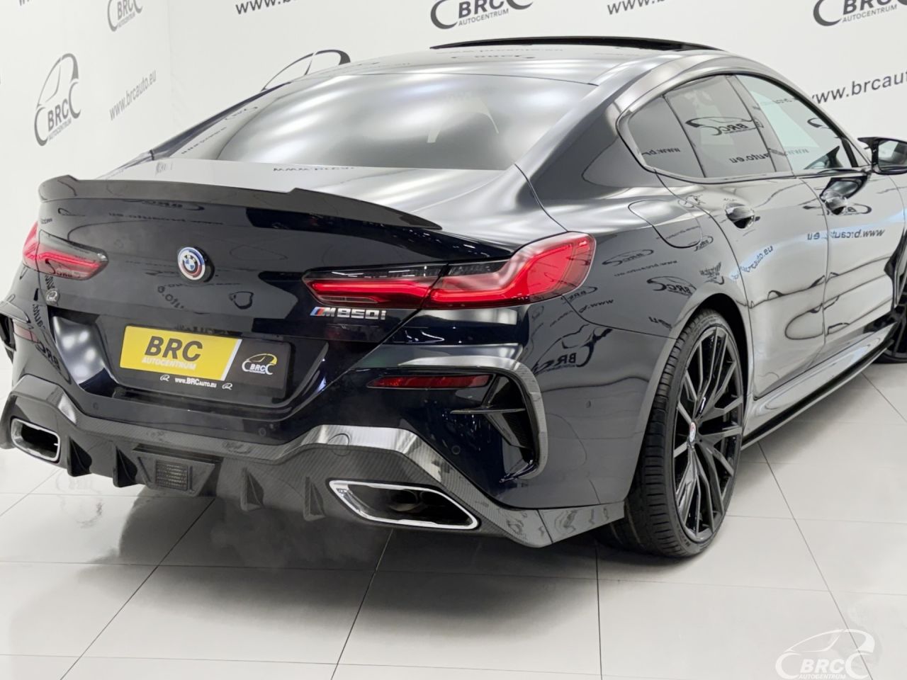 BMW M850 | 54