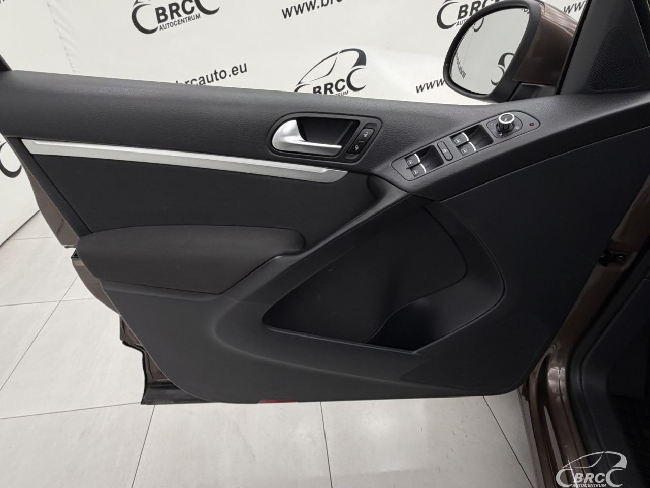 Volkswagen Tiguan | 18