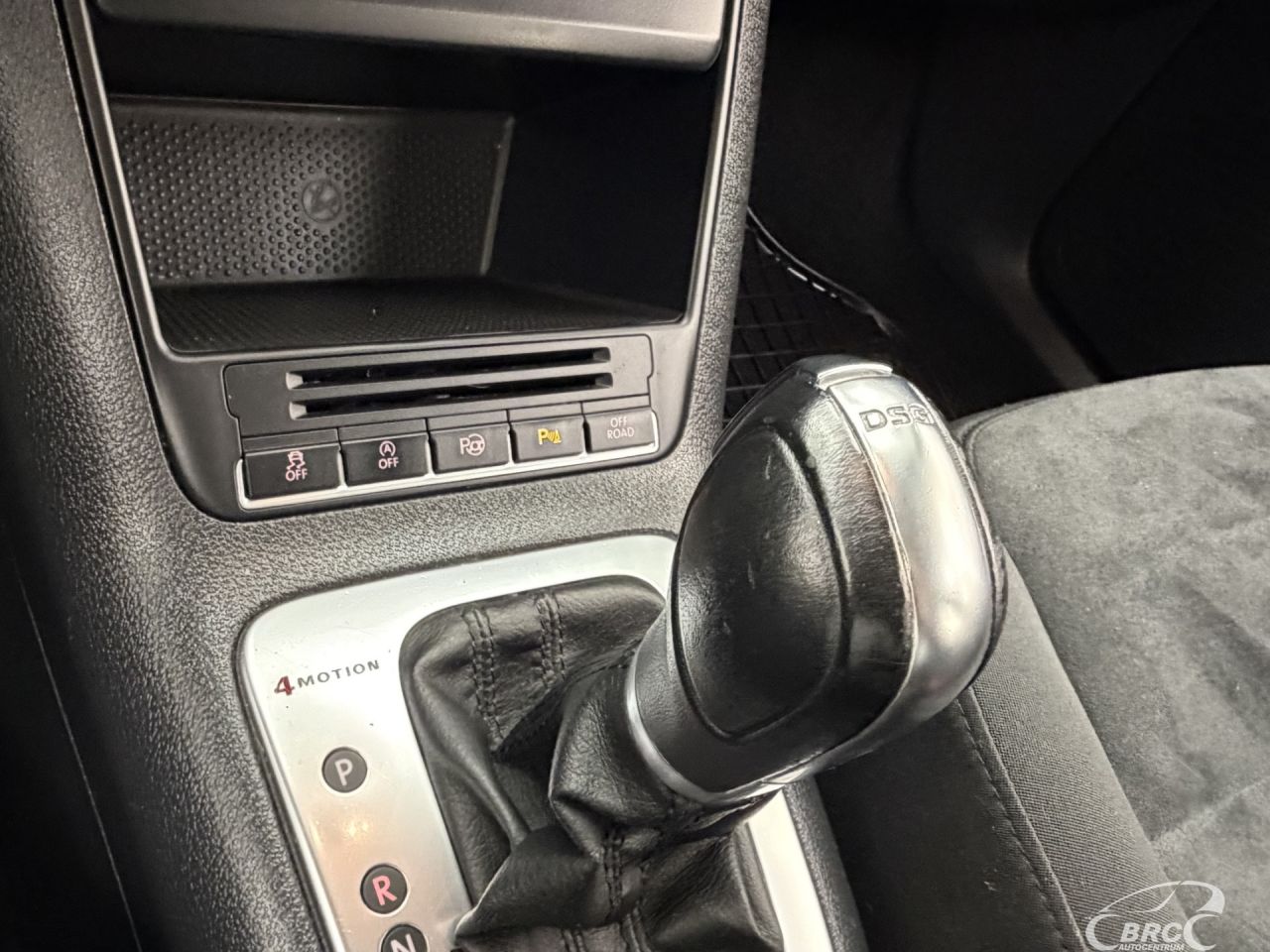 Volkswagen Tiguan | 24