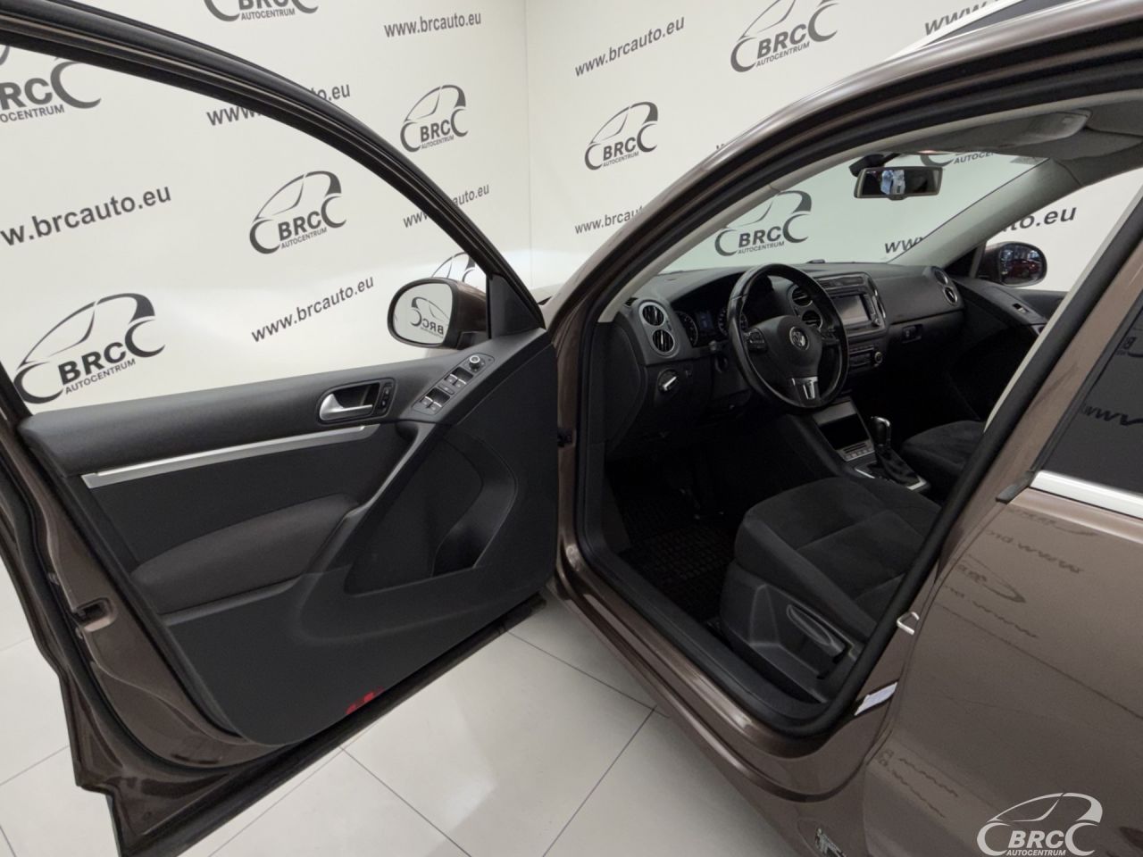 Volkswagen Tiguan | 17