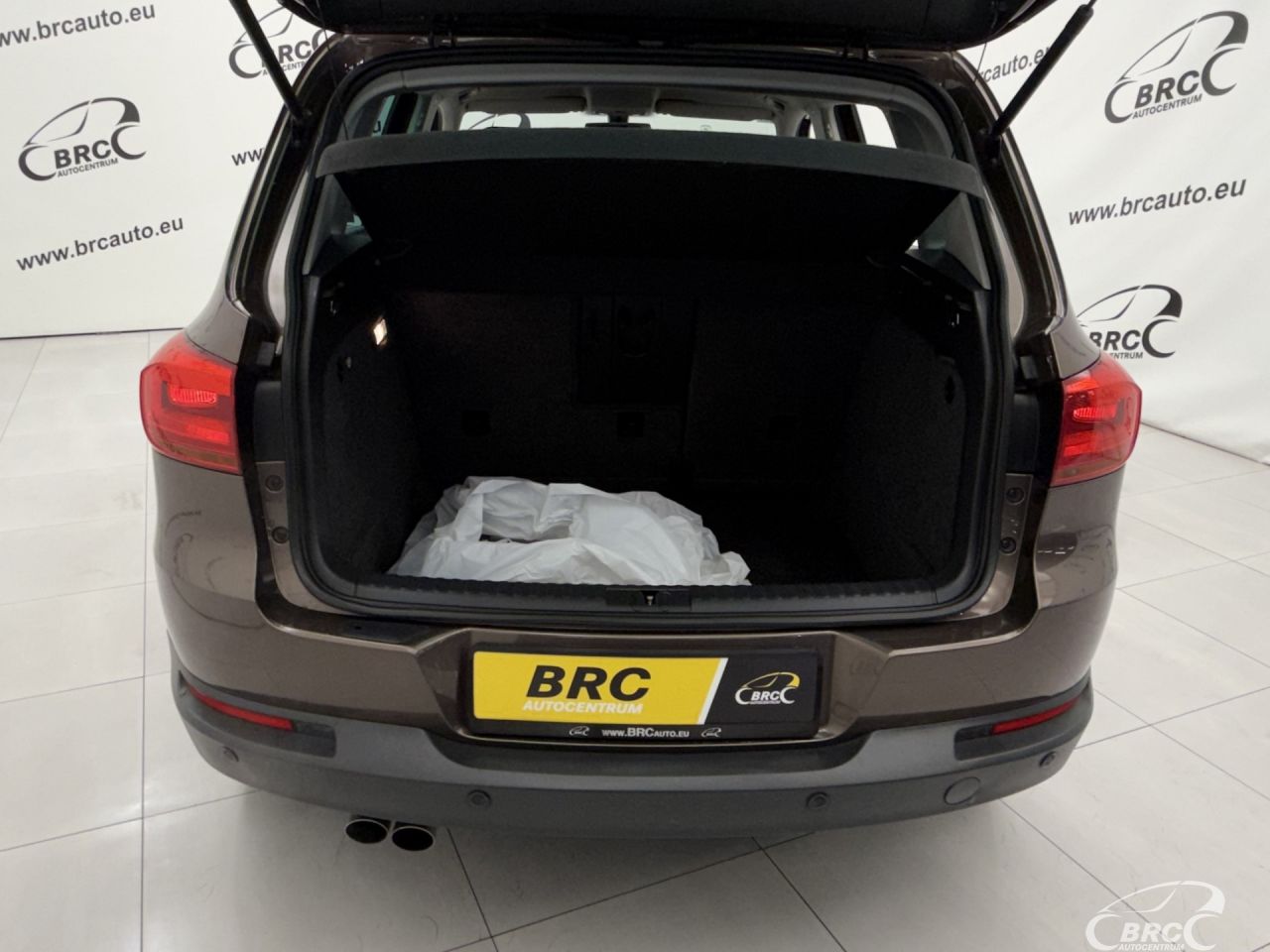 Volkswagen Tiguan | 38