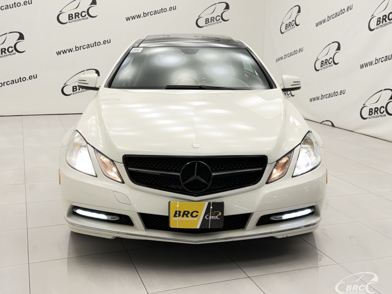 Mercedes-Benz E350 | 41