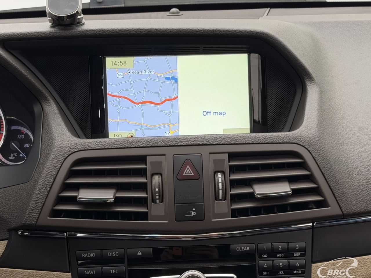 Mercedes-Benz E350 | 12