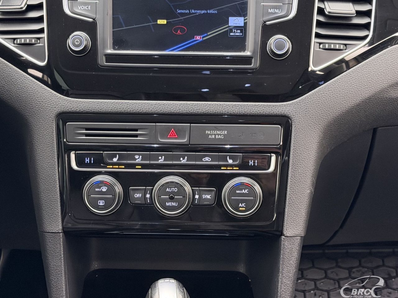 Volkswagen Golf | 16