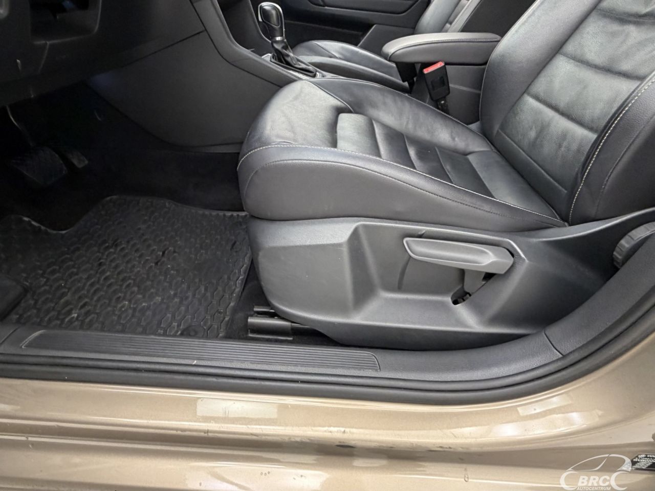 Volkswagen Golf | 21