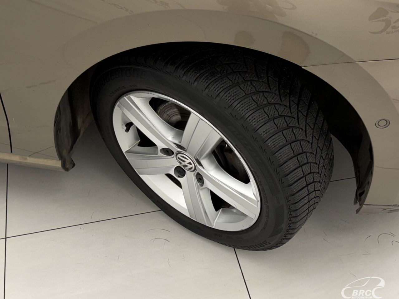 Volkswagen Golf | 38