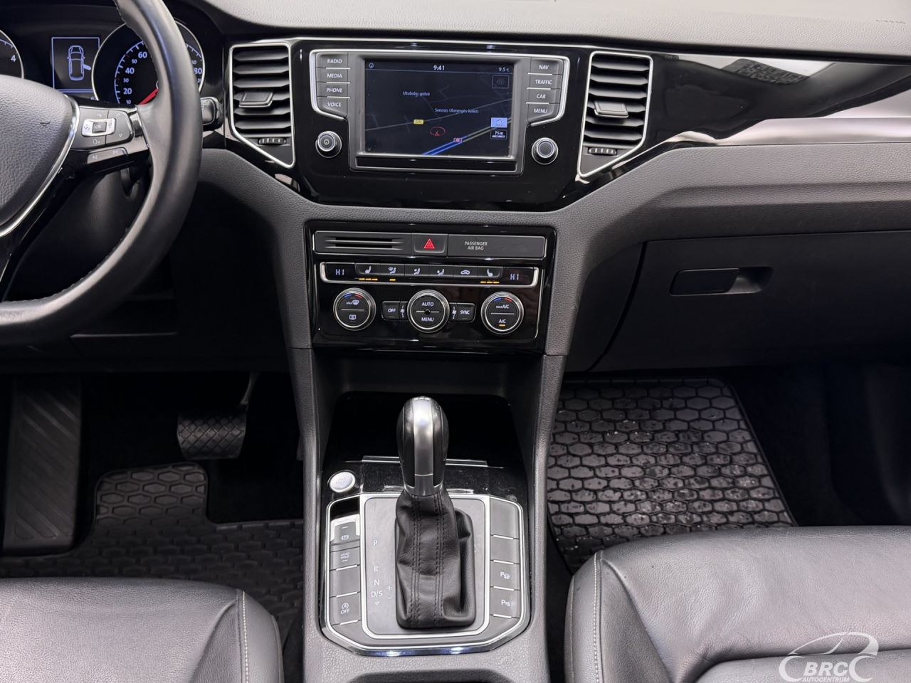 Volkswagen Golf | 14