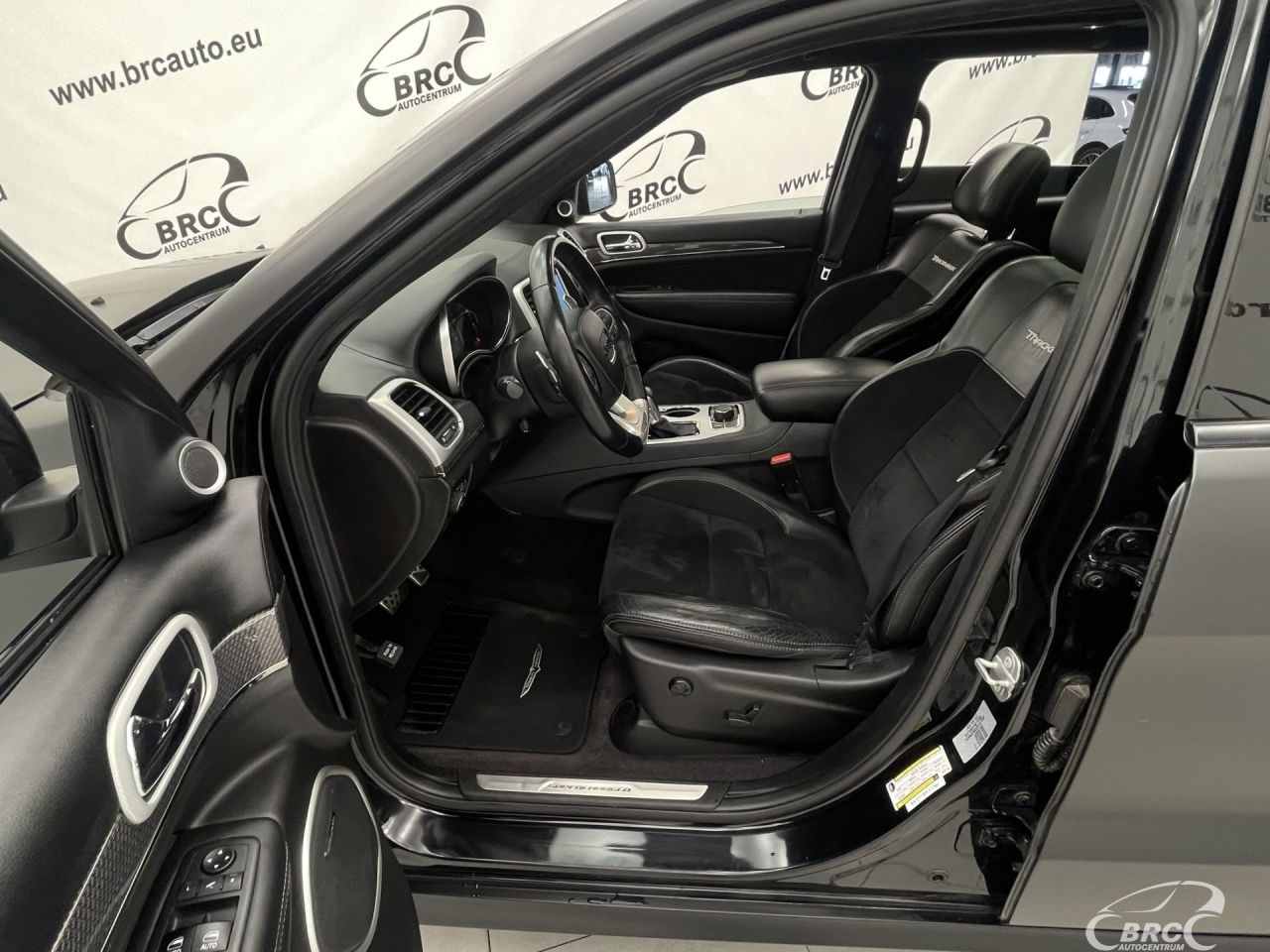 Jeep Grand Cherokee | 24