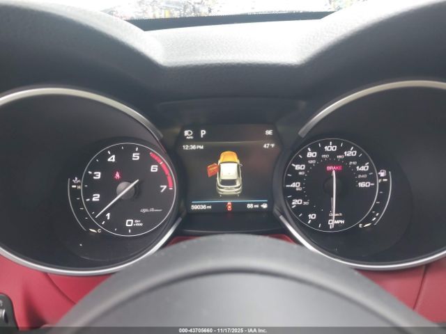 Alfa Romeo Stelvio | 6