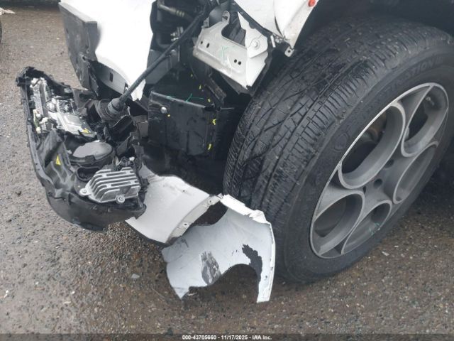 Alfa Romeo Stelvio | 17