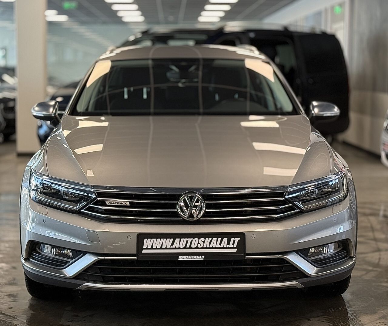 Volkswagen Passat | 1
