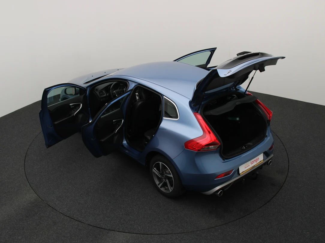 Volvo V40 | 12