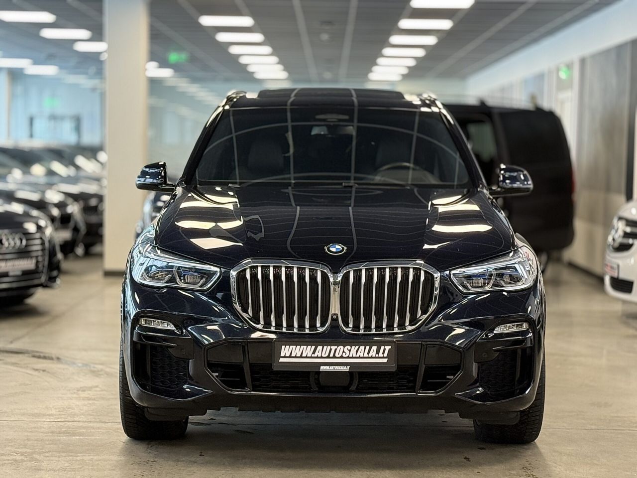BMW X5 | 52