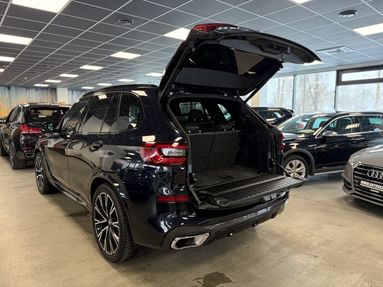 BMW X5 | 38