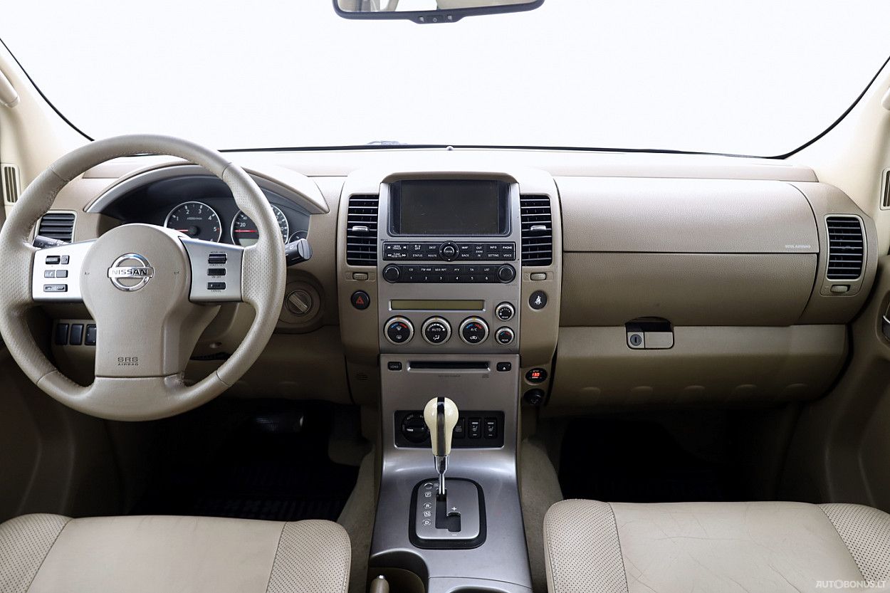 Nissan Pathfinder | 4