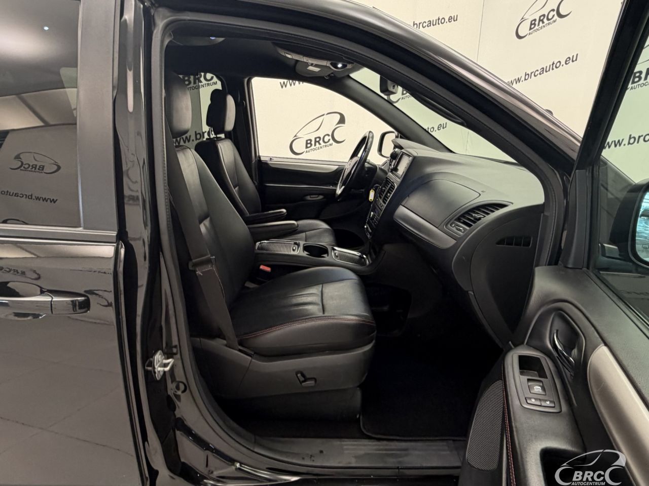 Dodge Grand Caravan | 3