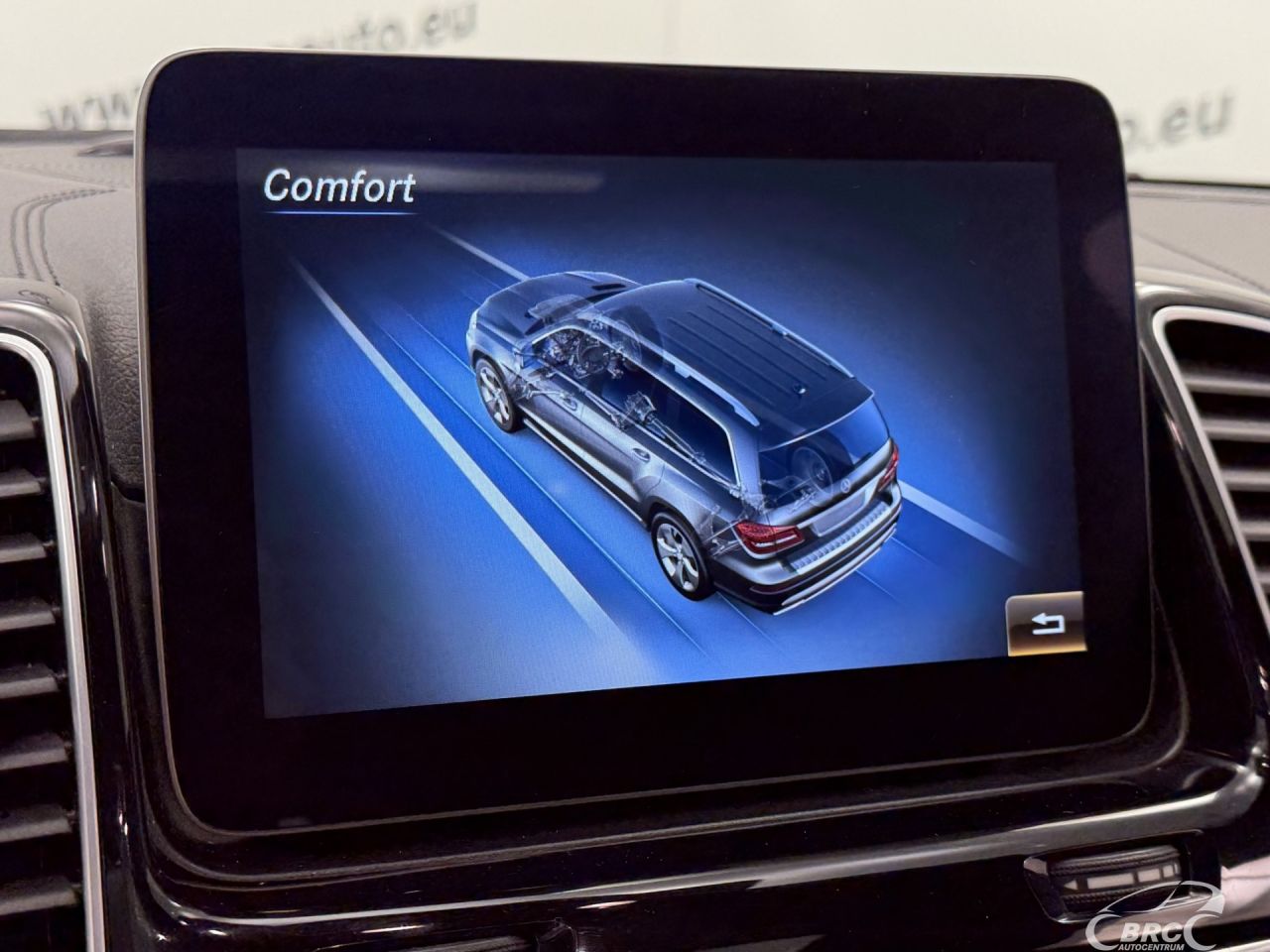 Mercedes-Benz GLS350 | 40