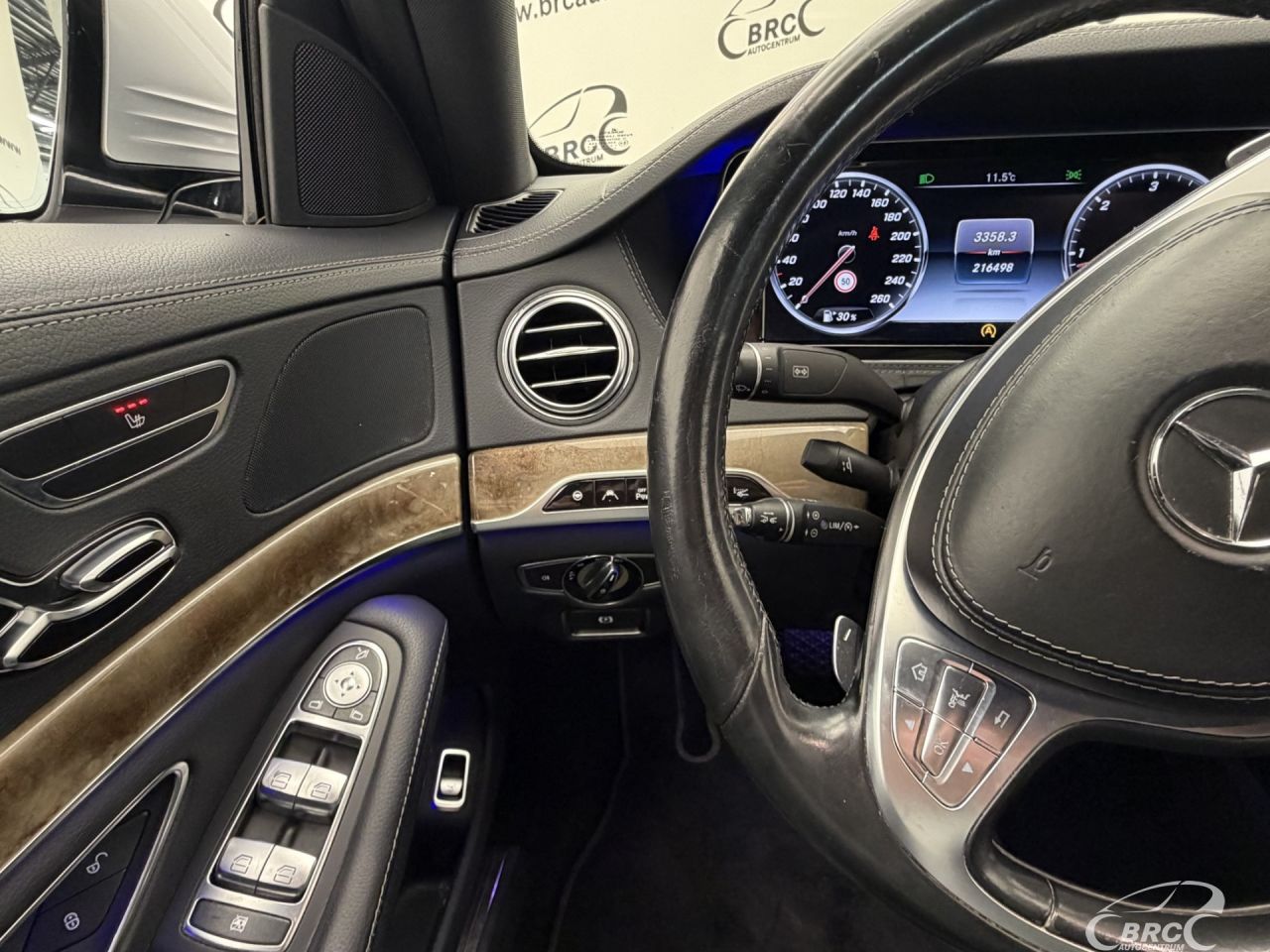 Mercedes-Benz S350 | 33