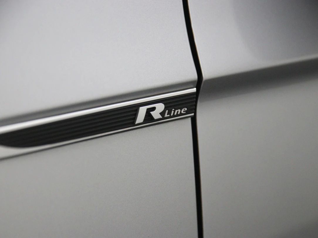 Volkswagen Passat | 35