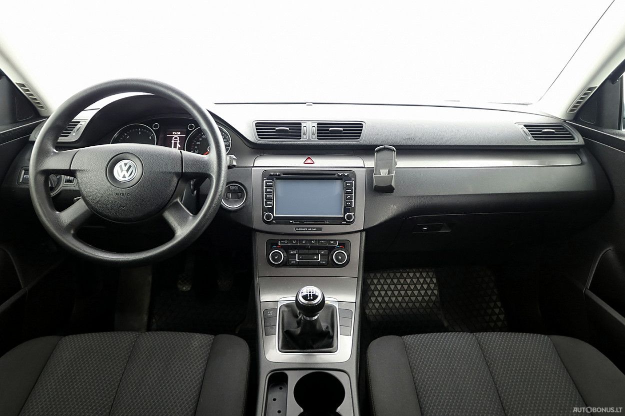 Volkswagen Passat | 4