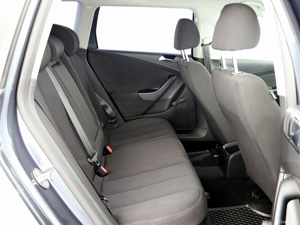 Volkswagen Passat | 6